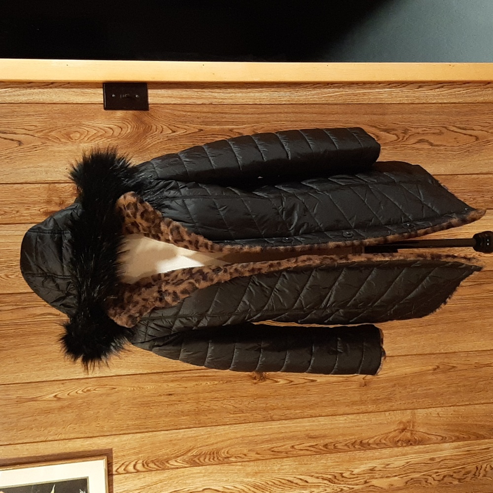 NWOT Dennis by Dennis Basso Reversible Black Puffer/Leopard Coat (XS)